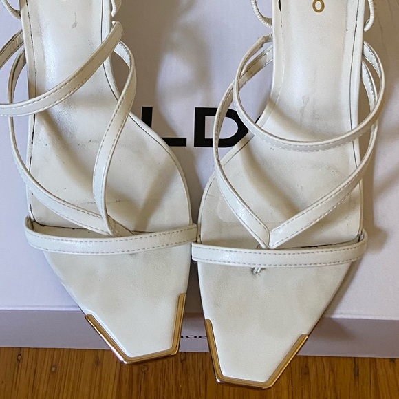 Dressy Aldo Kitten White Heels - Picture 7 of 11